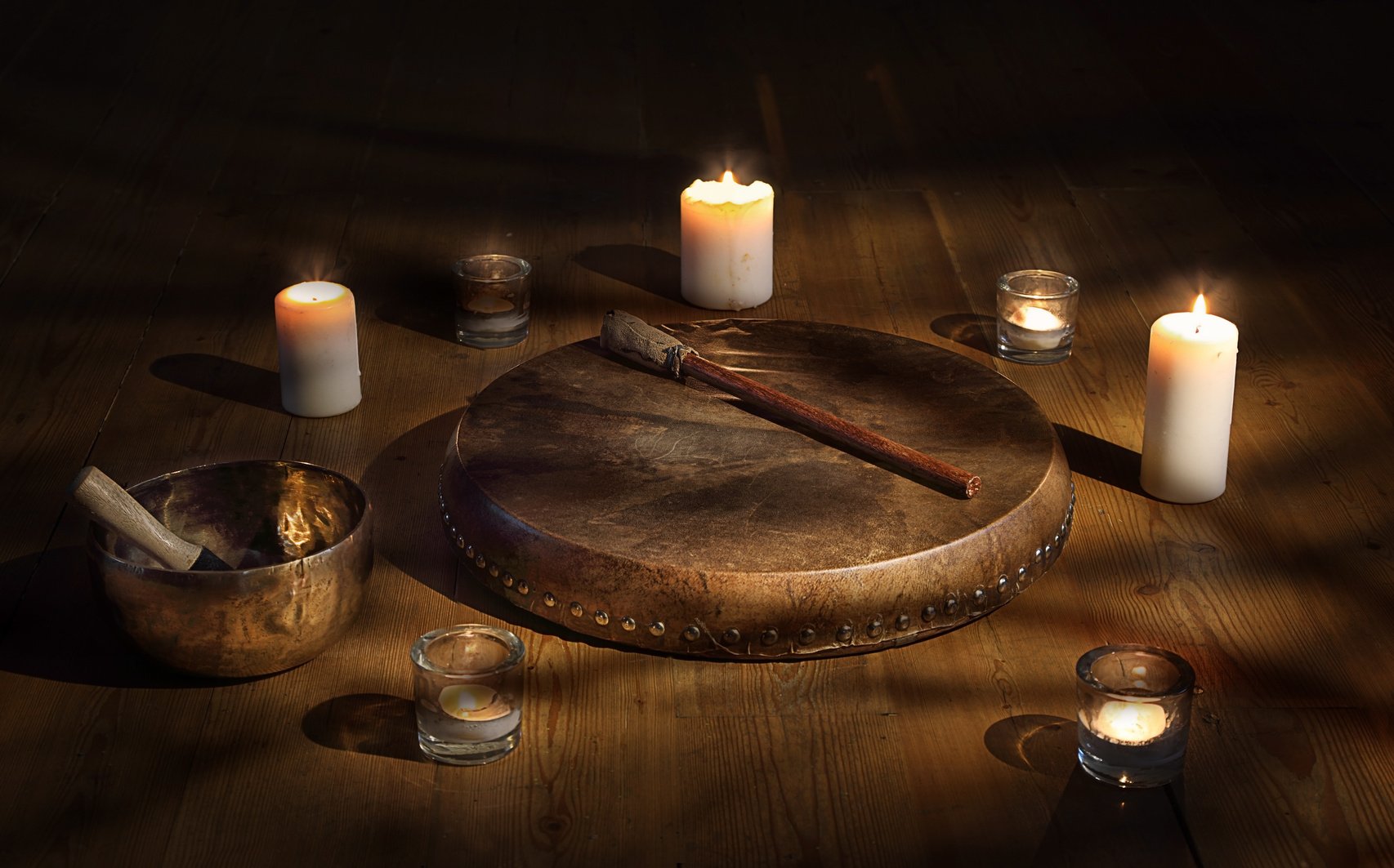 Shaman tambourine and Tibetan bowl